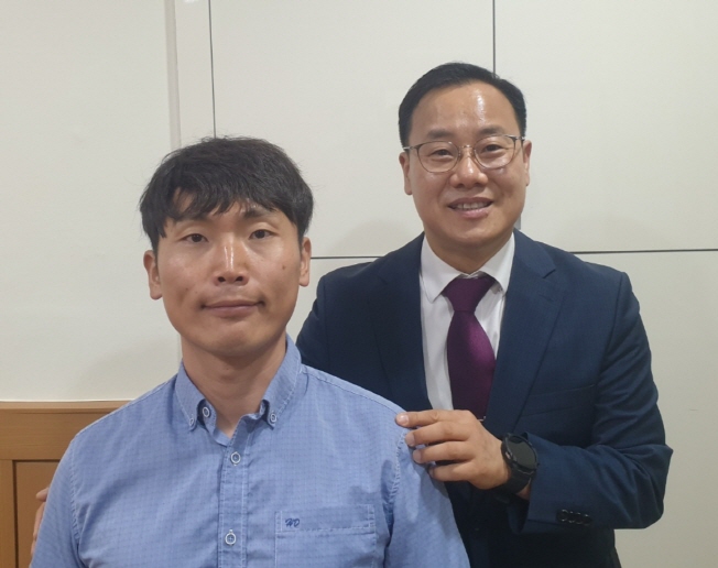 단체사진.jpg